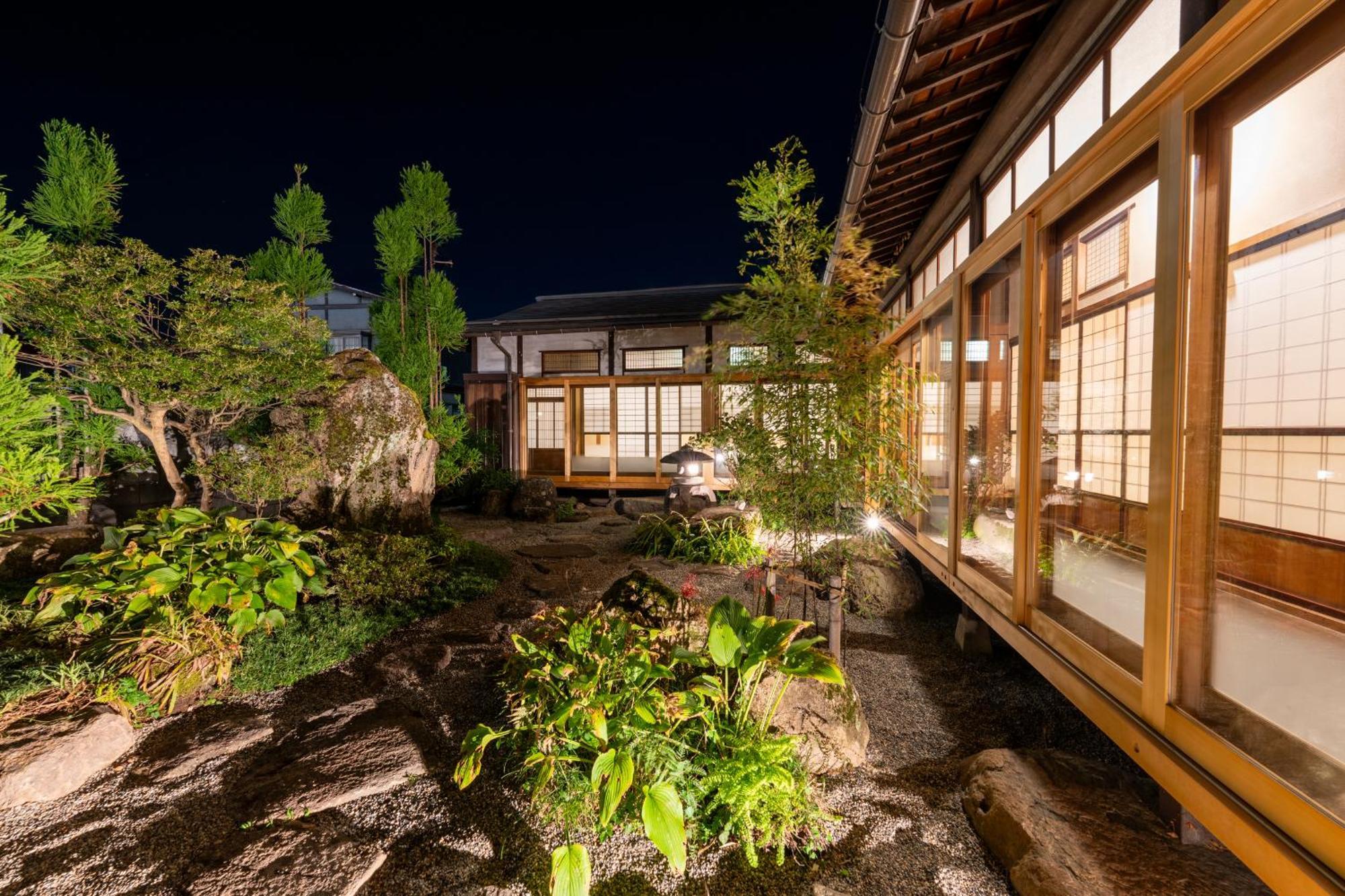 お宿一の華 高山 外观 照片